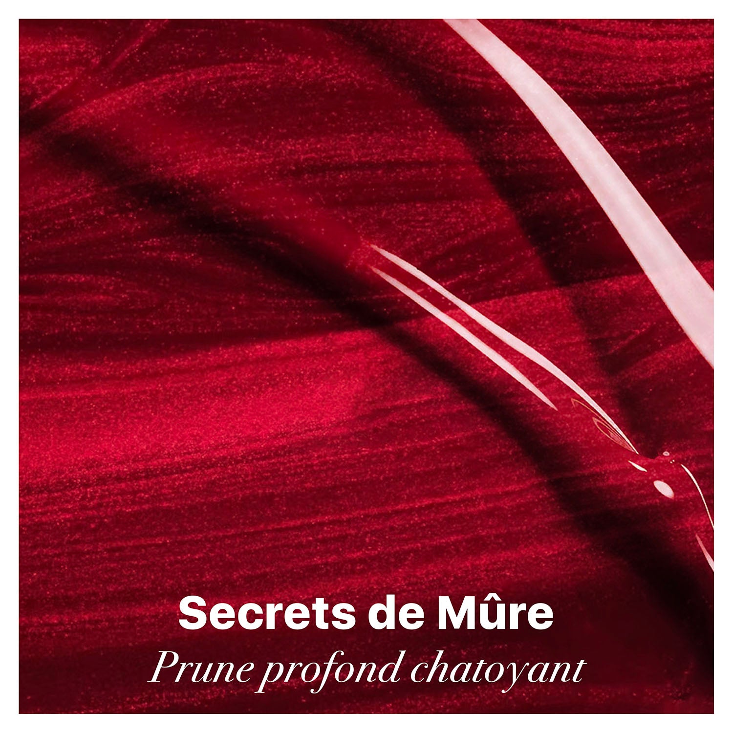 Vernis semi permanent prune profond chatoyant au fini élégant et lumineux